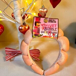 Arete Athena
Velvet Bubble 
Spa Headband